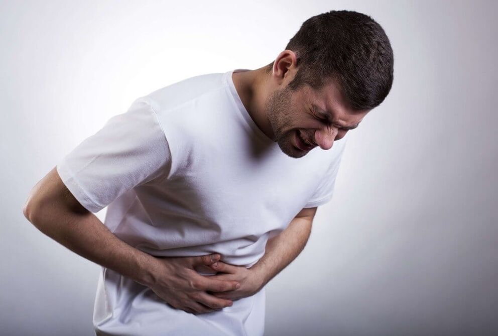 Dolor abdominal debido a parásitos internos.